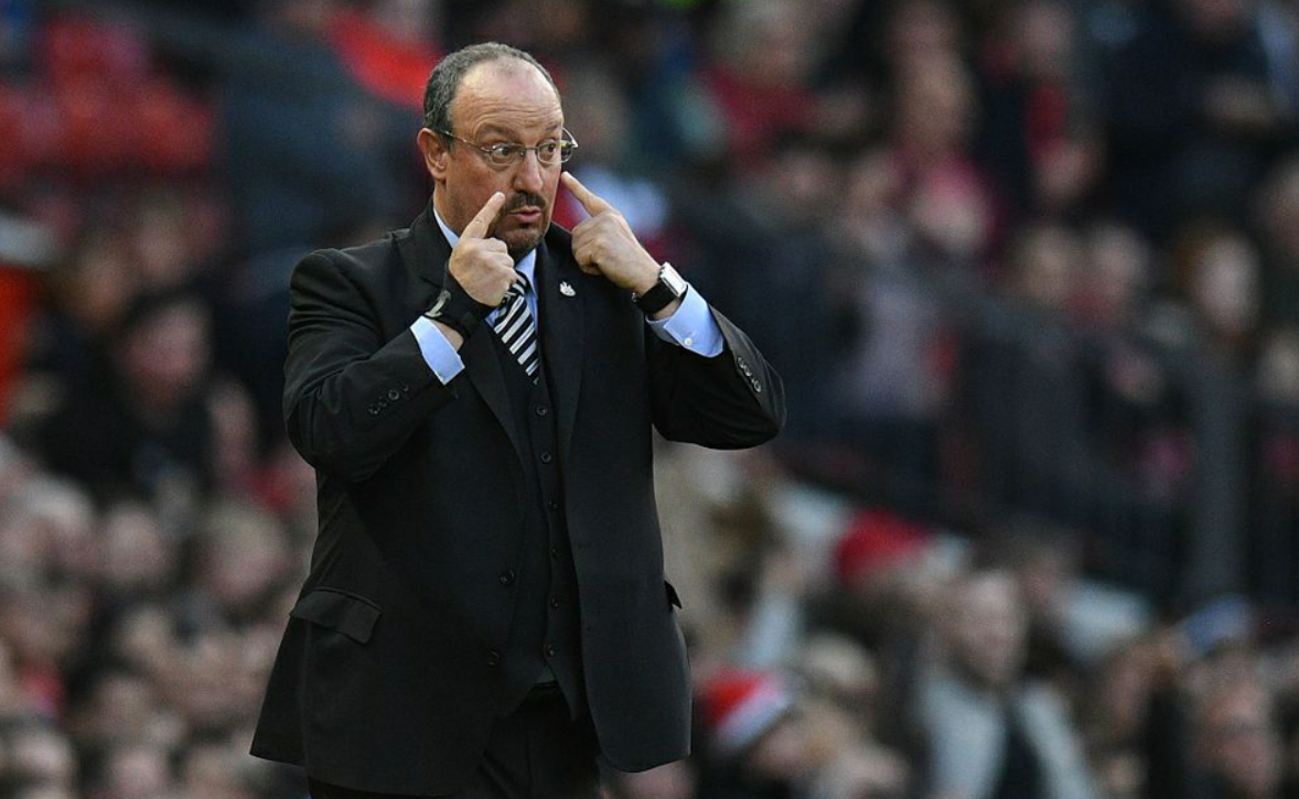 包含狼队球员集体罢训，俱乐部陷入风波的词条